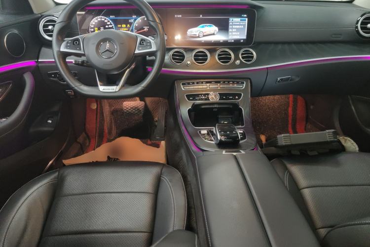 Used Mercedes-Benz E-Class 2018 Restyled E 300 L Sport Luxury Edition Center Console