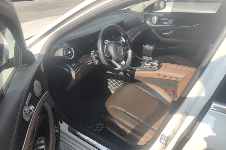 Used Mercedes-Benz E-Class 2018 Restyled E 300 L Sport Luxury Edition Driver Seat