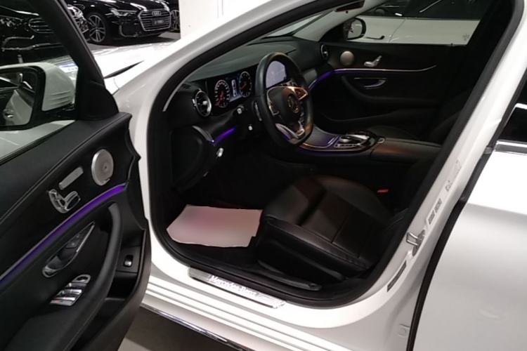 Used Mercedes-Benz E-Class 2018 Facelift E 200 L Sport Edition Driver Seat