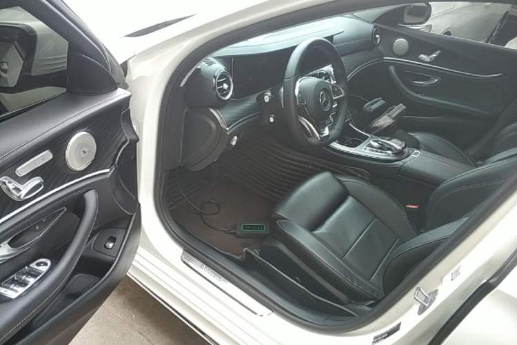 Used Mercedes-Benz E-Class 2018 Facelift E 200 L Sport Edition Driver Seat