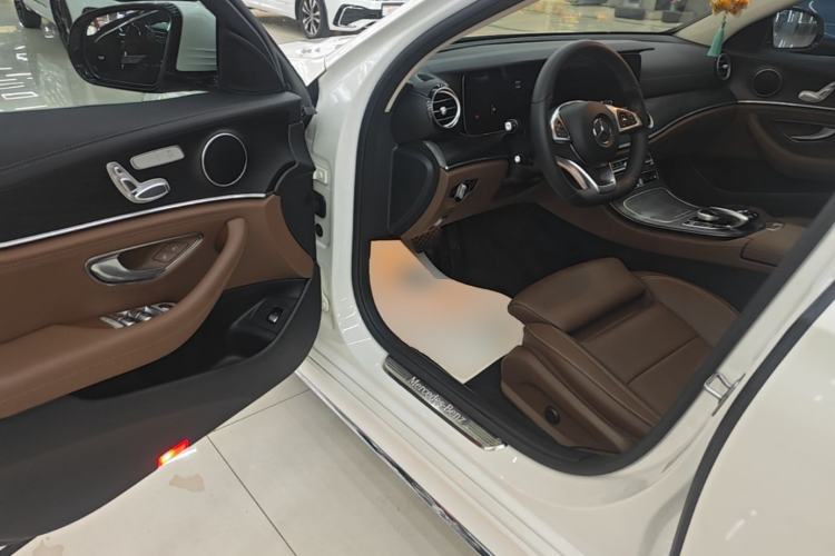 Used Mercedes-Benz E-Class 2018 Facelift E 200 L Sport Edition Driver Seat