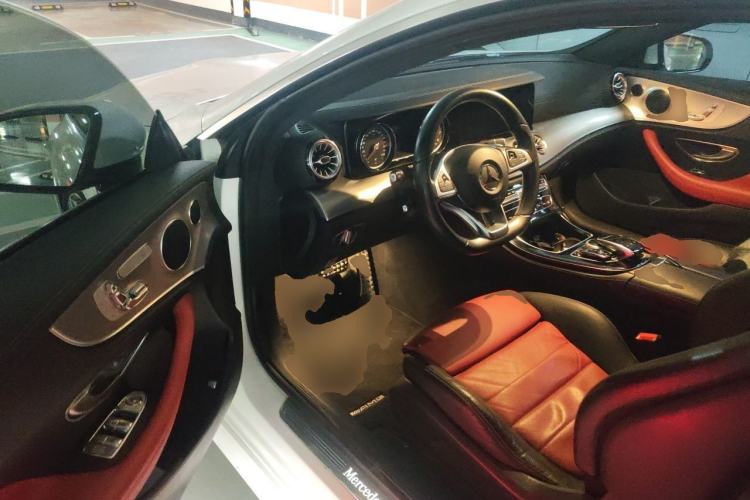 Used Mercedes-Benz E-Class 2018 E 200 Convertible Coupe Driver Seat