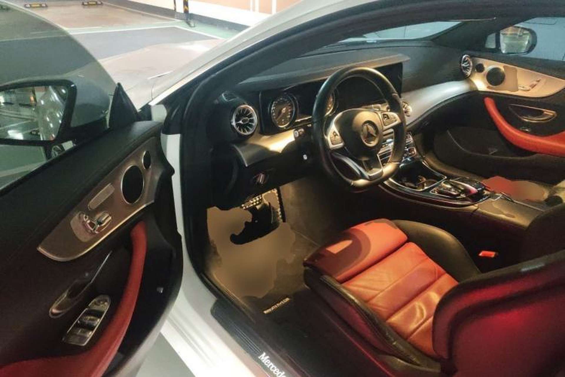 Used Mercedes-Benz E-Class 2018 E 200 Convertible Coupe Driver Seat