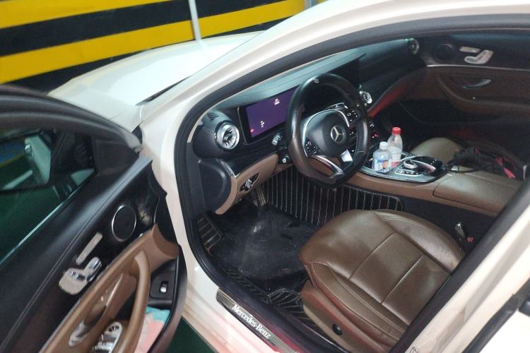 Used Mercedes-Benz E-Class 2018 E 300 L Sport Luxury Edition Driver Seat