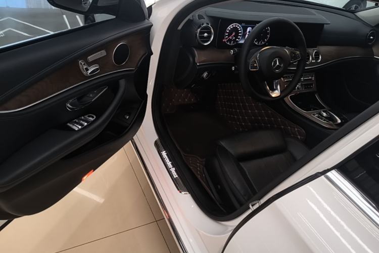 Used Mercedes-Benz E-Class 2018 E 200 L Driver Seat