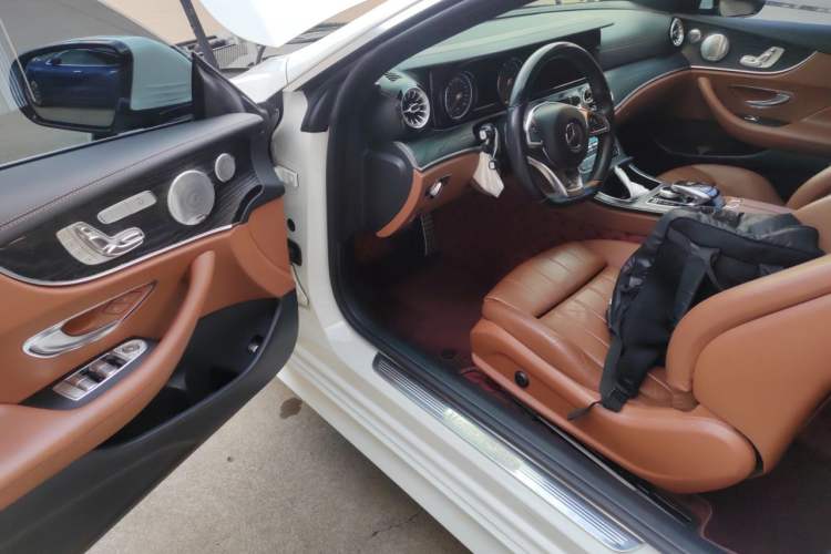 Used Mercedes-Benz E-Class 2018 E 200 Coupe Driver Seat