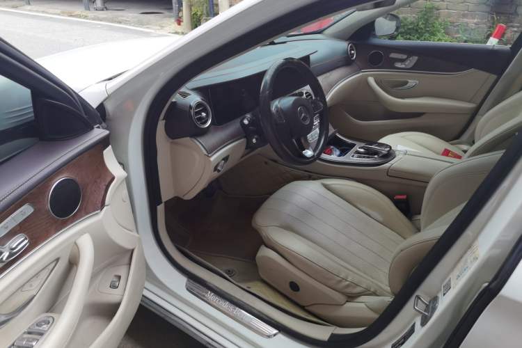 Used Mercedes-Benz E-Class 2018 Facelift E 300 L Luxury Edition Driver Seat