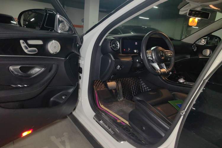 Used Mercedes-Benz E-Class 2018 Facelift E 200 L Sport Edition Driver Seat