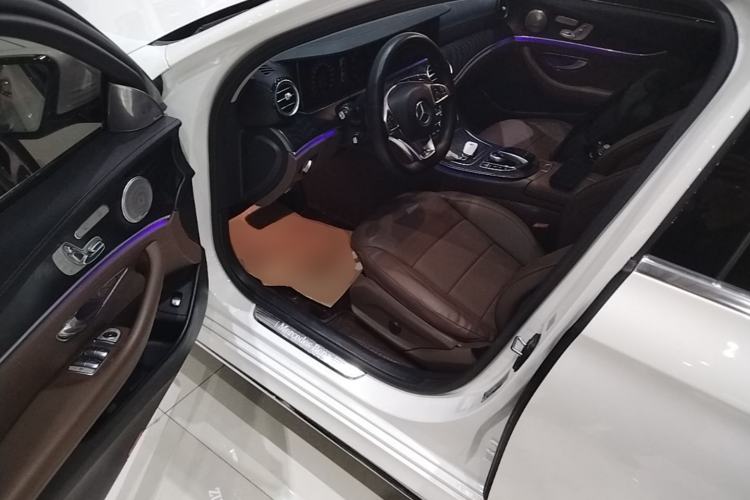 Used Mercedes-Benz E-Class 2018 Restyled E 300 L Sporty and Stylish Edition Driver Seat