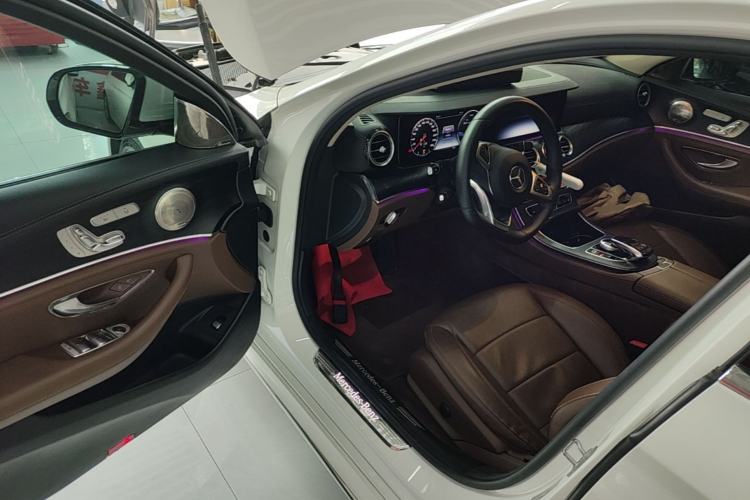 Used Mercedes-Benz E-Class 2018 Restyled E 300 L Sport Luxury Edition Driver Seat