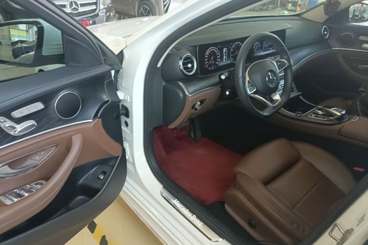 Used Mercedes-Benz E-Class 2018 Facelift E 200 L Sport 4MATIC Driver Seat