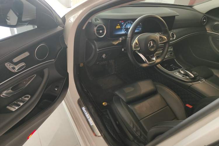 Used Mercedes-Benz E-Class 2018 Facelift E 200 L Sport Edition Driver Seat