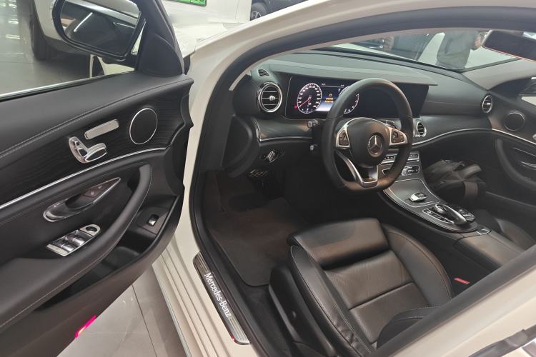 Used Mercedes-Benz E-Class 2018 E 200 L Sport Edition Driver Seat