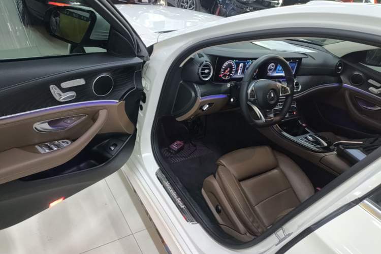 Used Mercedes-Benz E-Class 2018 Facelift E 200 L Sport 4MATIC Driver Seat