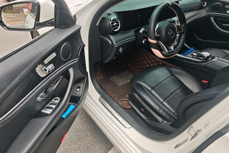 Used Mercedes-Benz E-Class 2018 E 300 L Sport Luxury Edition Driver Seat