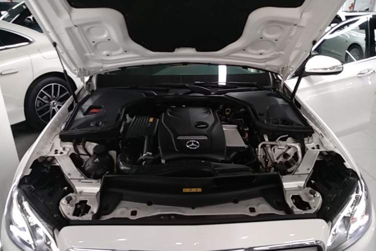 Used Mercedes-Benz E-Class 2018 Facelift E 200 L Sport Edition Engine Bay