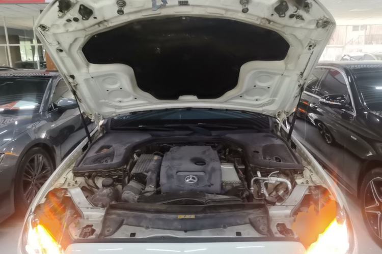 Used Mercedes-Benz E-Class 2018 Restyled E 300 L Sporty and Stylish Edition Engine Bay
