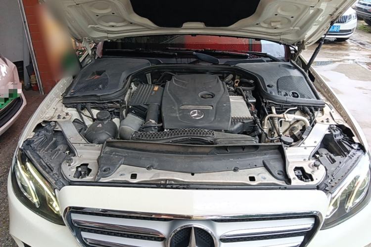 Used Mercedes-Benz E-Class 2018 E 200 L Sport Edition Engine Bay