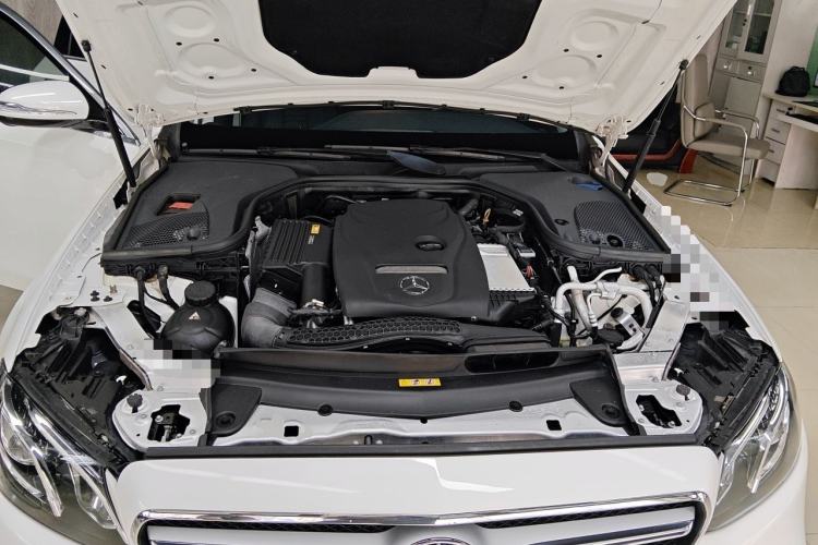 Used Mercedes-Benz E-Class 2018 E 200 L Sport Edition Engine Bay