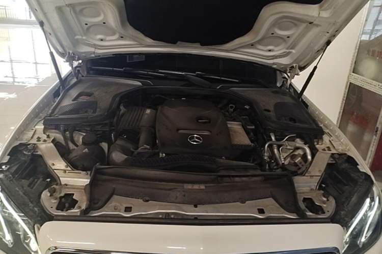 Used Mercedes-Benz E-Class 2018 Facelift E 200 L Sport Edition Engine Bay