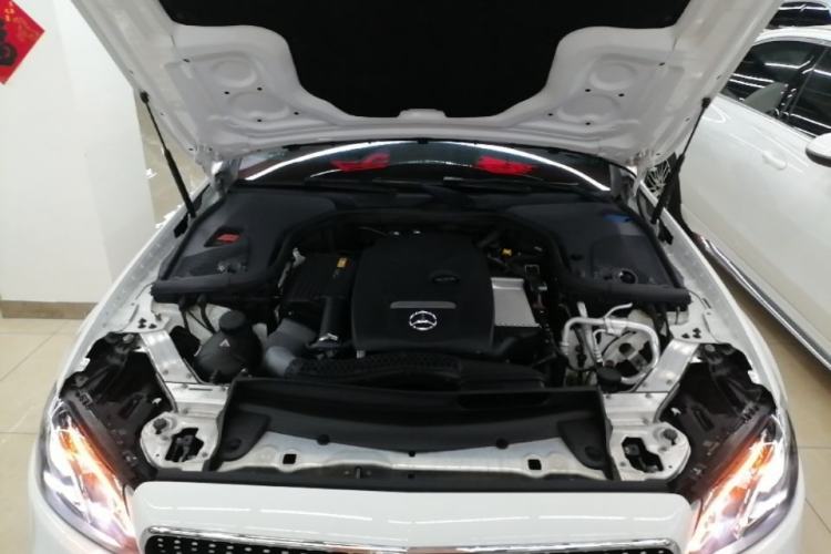 Used Mercedes-Benz E-Class 2018 Facelift E 200 L Sport 4MATIC Engine Bay