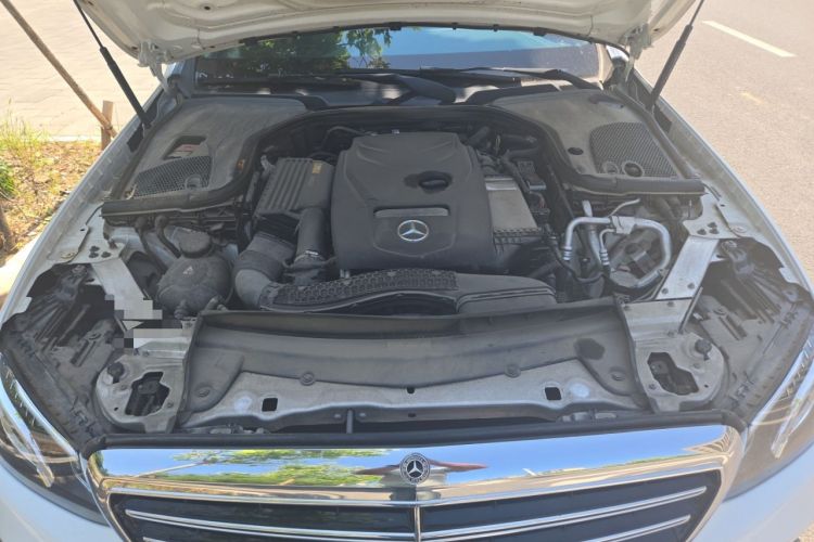 Used Mercedes-Benz E-Class 2018 Facelift E 200 L Engine Bay