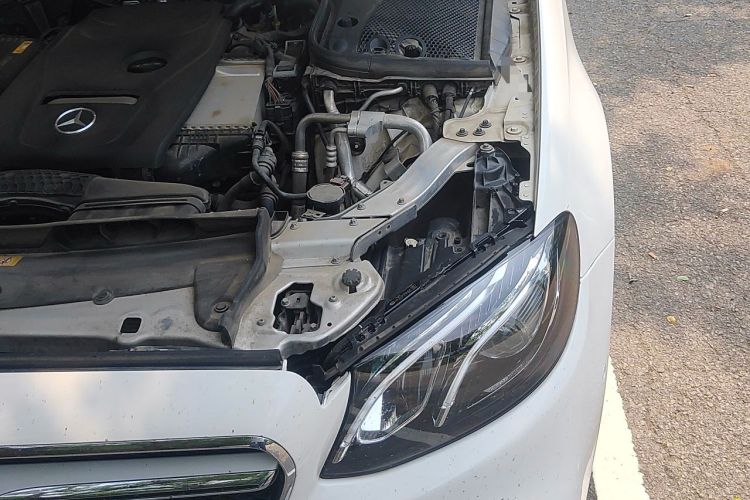 Used Mercedes-Benz E-Class 2018 Restyled E 300 L Sporty and Stylish Edition Engine Bay Left