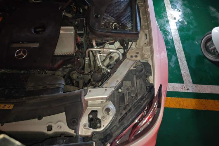Used Mercedes-Benz E-Class 2018 Facelift E 200 L Sport Edition Engine Bay Left