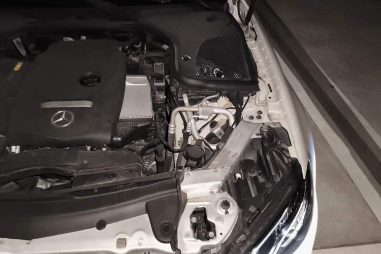 Used Mercedes-Benz E-Class 2018 Restyled E 300 L Sport Luxury Edition Engine Bay Left