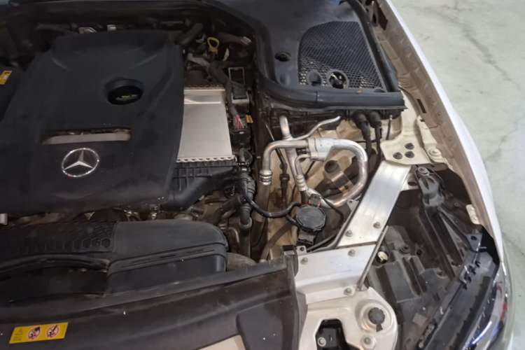 Used Mercedes-Benz E-Class 2018 Facelift E 200 L Sport Edition Engine Bay Left