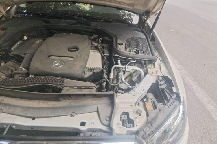 Used Mercedes-Benz E-Class 2018 E 300 L Luxury Model Engine Bay Left