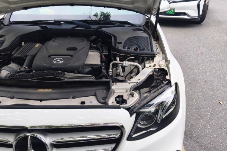 Used Mercedes-Benz E-Class 2018 E 300 L Sport Luxury Edition Engine Bay Left