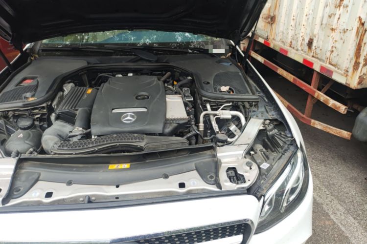 Used Mercedes-Benz E-Class 2018 E 200 4MATIC Coupe Engine Bay Left