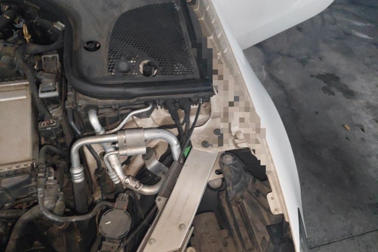 Used Mercedes-Benz E-Class 2018 E 200 Coupe Engine Bay Left