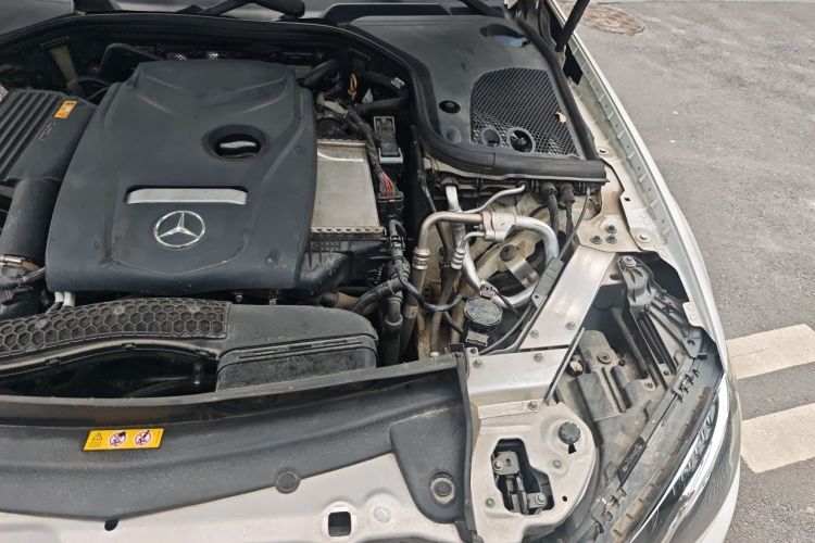 Used Mercedes-Benz E-Class 2018 E 300 L Sport Luxury Edition Engine Bay Left
