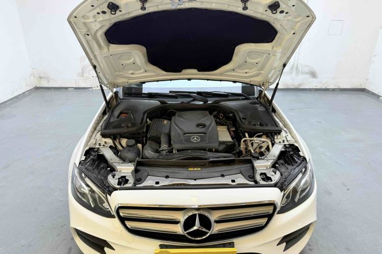 Used Mercedes-Benz E-Class 2018 E 300 L Sport Luxury Edition Engine Bay