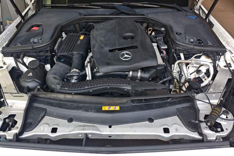 Used Mercedes-Benz E-Class 2018 E 200 L Sport Edition Engine Bay