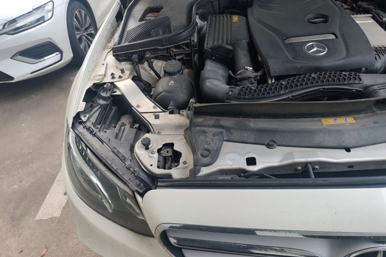 Used Mercedes-Benz E-Class 2018 Restyled E 300 L Sporty and Stylish Edition Engine Bay Right