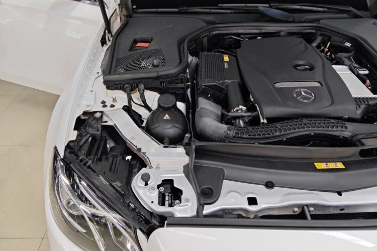 Used Mercedes-Benz E-Class 2018 E 200 L Sport Edition Engine Bay Right