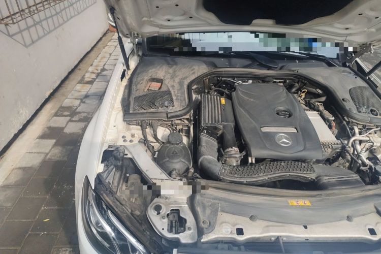 Used Mercedes-Benz E-Class 2018 E 300 L Sporty and Stylish Model Engine Bay Right