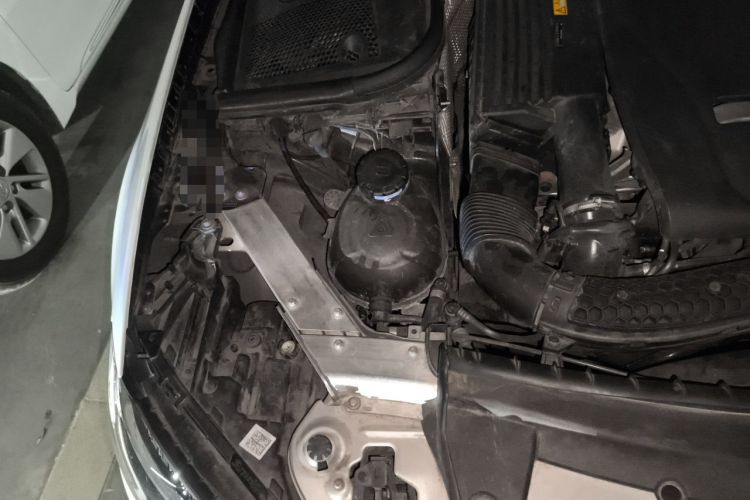 Used Mercedes-Benz E-Class 2018 E 200 Convertible Coupe Engine Bay Right