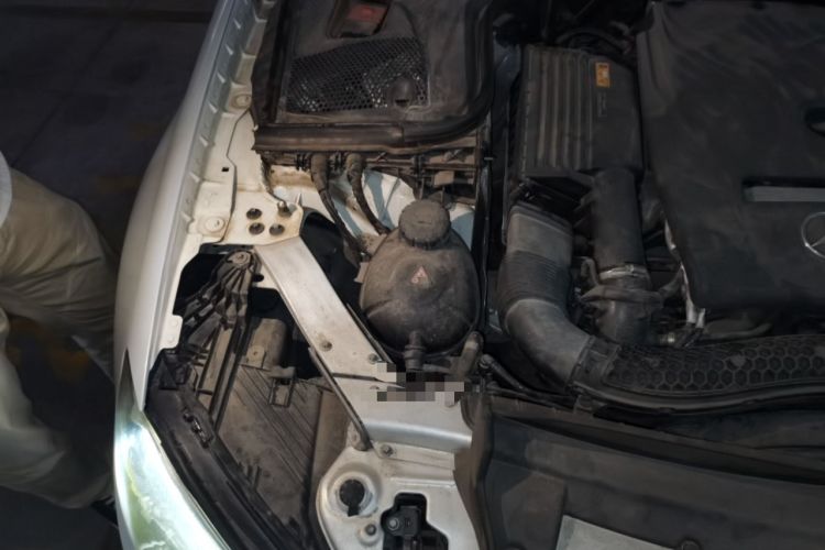 Used Mercedes-Benz E-Class 2018 Facelift E 200 L Sport Edition Engine Bay Right