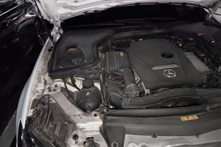 Used Mercedes-Benz E-Class 2018 Restyled E 300 L Sport Luxury Edition Engine Bay Right