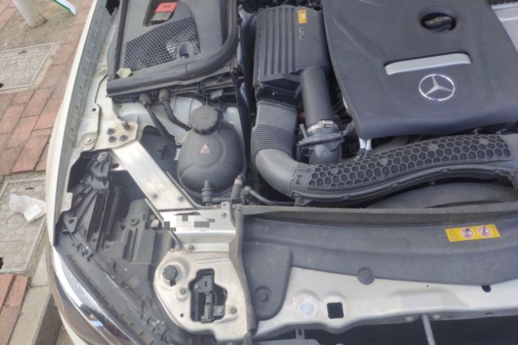 Used Mercedes-Benz E-Class 2018 E 200 L Sport Edition Engine Bay Right