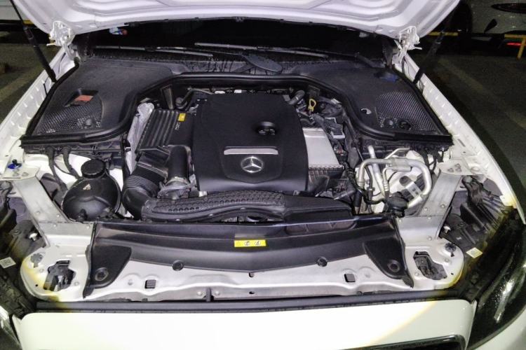 Used Mercedes-Benz E-Class 2018 E 200 Coupe Engine Bay