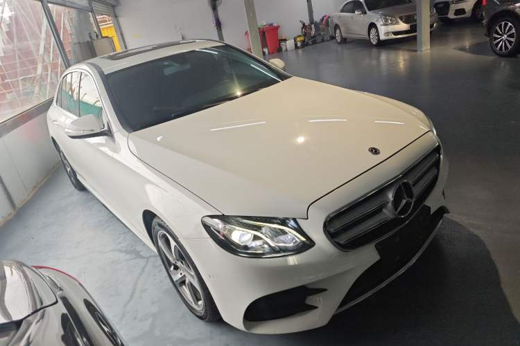 Used Mercedes-Benz E-Class 2018 Facelift E 200 L Sport 4MATIC Exterior 1