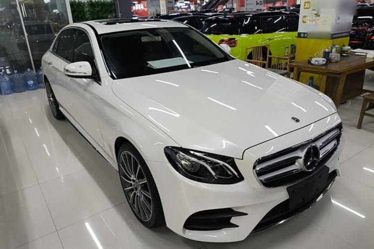 Used Mercedes-Benz E-Class 2018 Facelift E 200 L Sport 4MATIC Exterior 1