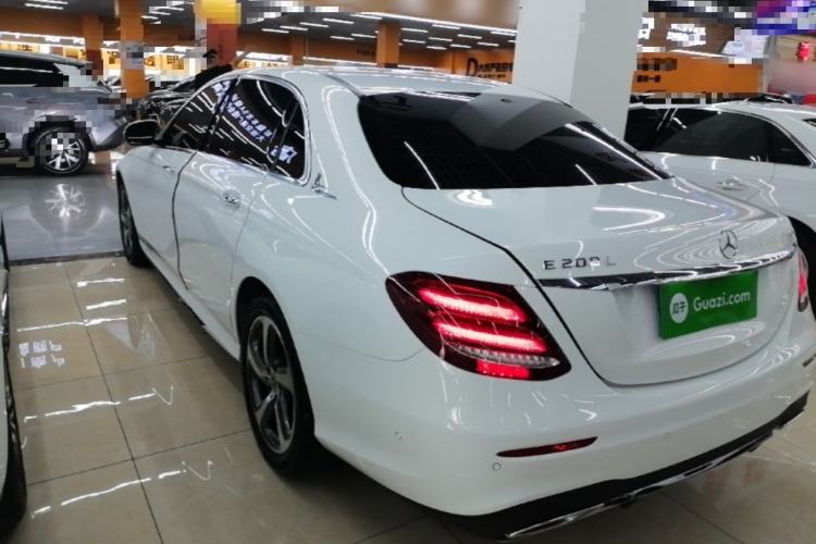 Used Mercedes-Benz E-Class 2018 Facelift E 200 L Sport 4MATIC Exterior 2