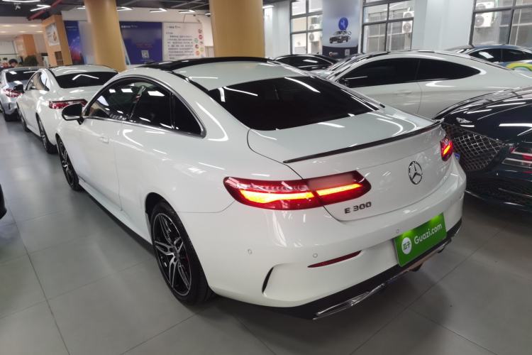 Used Mercedes-Benz E-Class 2018 E 300 Coupe Exterior 2
