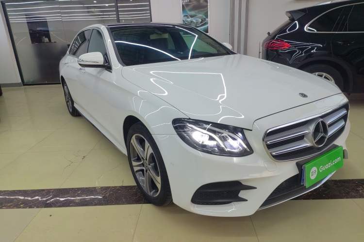Used Mercedes-Benz E-Class 2018 Facelift E 200 L Sport Edition Exterior 2